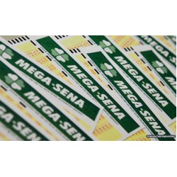 Mega-Sena acumula e prêmio principal vai a R$ 13 milhões